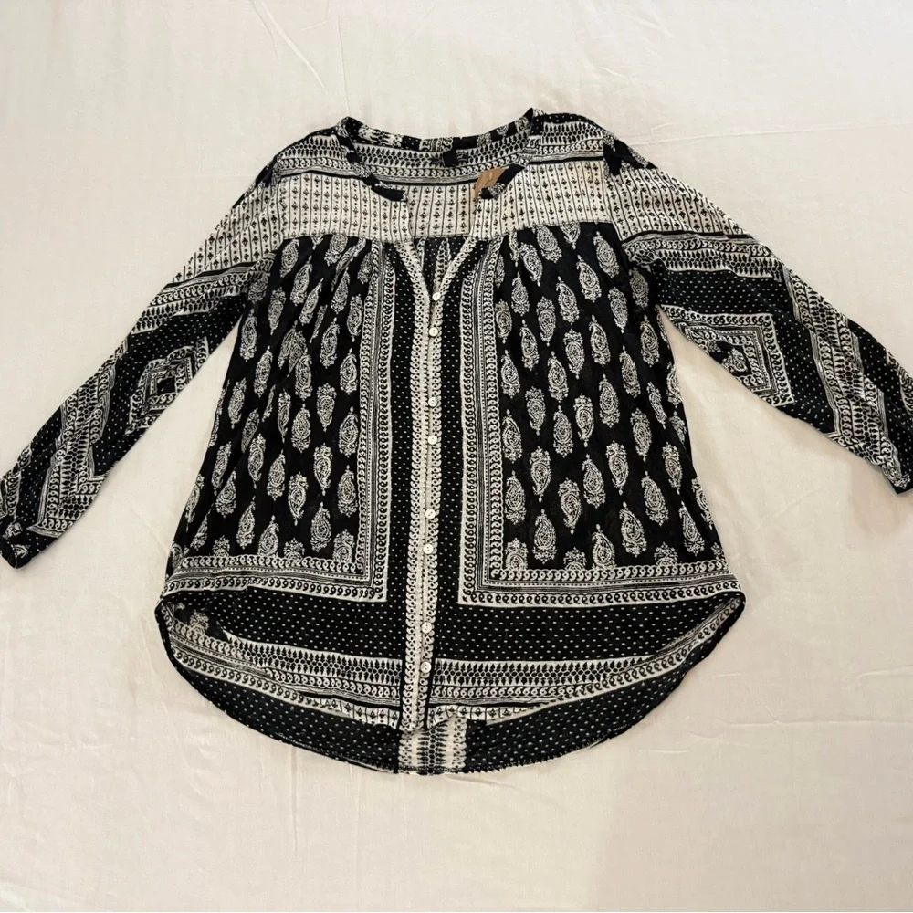 Lucky Brand Boho Top Black and White Button Front - Size M